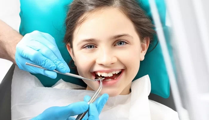 những thói quen gây sai lệch khớp cắn ở trẻ